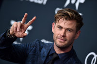 Chris Hemsworth Longsleeve T-shirt #3830690