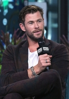 Chris Hemsworth mug #G2464190