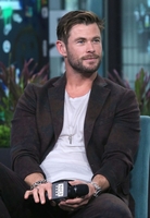 Chris Hemsworth mug #G2464191