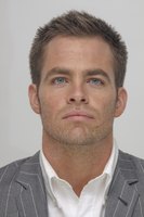 Chris Pine Sweatshirt #2286452