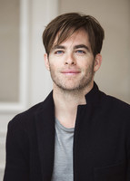 Chris Pine Longsleeve T-shirt #2456489