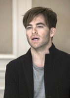 Chris Pine Longsleeve T-shirt #2456491
