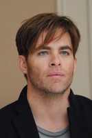 Chris Pine Longsleeve T-shirt #2456503