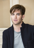 Chris Pine Sweatshirt #2456510