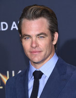 Chris Pine Tank Top #3145019