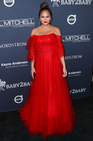 Chrissy Teigen Sweatshirt #2890648