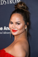 Chrissy Teigen mug #G1132865