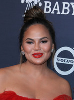 Chrissy Teigen tote bag #G1132890