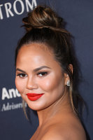 Chrissy Teigen mug #G1132953