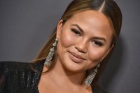 Chrissy Teigen mug #G1205392