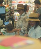 Chrissy Teigen mug #G1205394