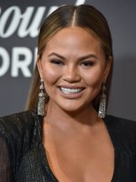 Chrissy Teigen mug #G1205504