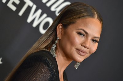Chrissy Teigen posters