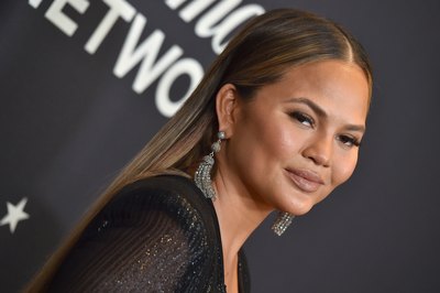Chrissy Teigen posters