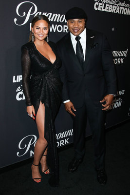 Chrissy Teigen posters