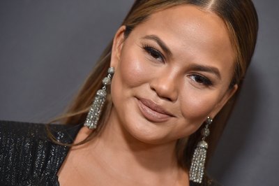 Chrissy Teigen posters