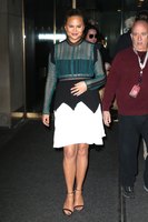 Chrissy Teigen Sweatshirt #3083600