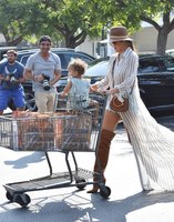 Chrissy Teigen Sweatshirt #3083614