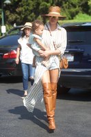 Chrissy Teigen tote bag #G1325842