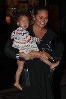 Chrissy Teigen t-shirt #3113185