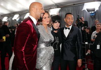 Chrissy Teigen Sweatshirt #3212589