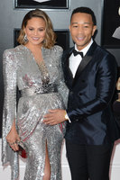 Chrissy Teigen Sweatshirt #3212590