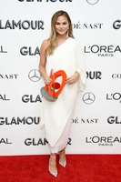 Chrissy Teigen Sweatshirt #3777159