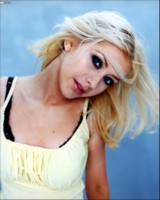 Christina Aguilera longsleeve t-shirt #1295391