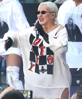 Christina Aguilera tote bag #G1569031