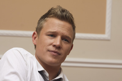 Christopher Egan puzzle