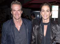 Cindy Crawford mug #G979628