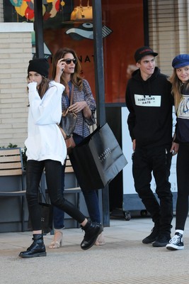 Cindy Crawford posters