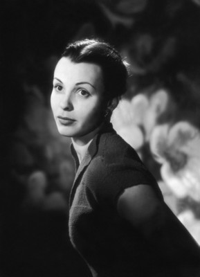 Claire Bloom canvas poster