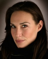 Claire Forlani Sweatshirt #1377381