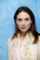 Claire Forlani hoodie #2056520