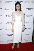 Claire Foy Longsleeve T-shirt #2771509