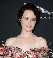 Claire Foy Longsleeve T-shirt #2888990