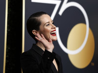Claire Foy Longsleeve T-shirt #2961412