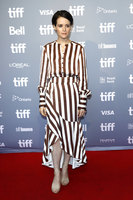 Claire Foy Longsleeve T-shirt #3757893