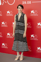 Claire Foy Longsleeve T-shirt #3776929