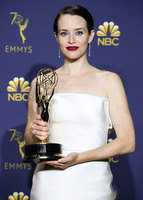 Claire Foy Longsleeve T-shirt #3777047
