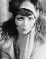 Clara Bow Longsleeve T-shirt #1528378
