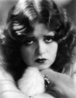 Clara Bow Longsleeve T-shirt #1528416