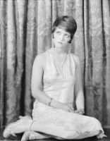 Clara Bow Longsleeve T-shirt #2606054