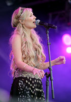 Clare Bowen longsleeve t-shirt #3012522