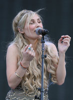 Clare Bowen mug #G1341164