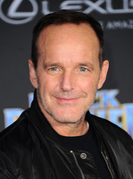 Clark Gregg Sweatshirt #3094232