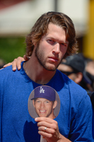 Clayton Kershaw Sweatshirt #3960058