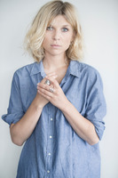 Clemence Poesy t-shirt #2437847