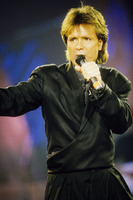 Cliff Richard t-shirt #2660573